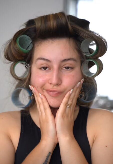 easy at home 90s blowout tutorial, Letting hair sit