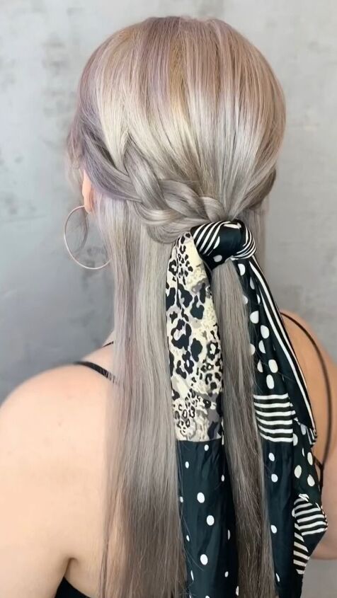 wow doing this to your hair gives such a unique look, Draped bow side braid