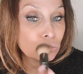 Here's how you can use your foundation brush to plump up your lips like never before (amazing hack!)