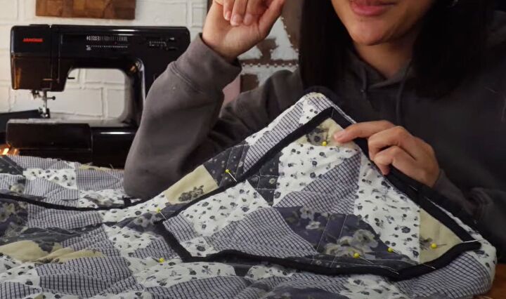 how to diy a trendy quilt jacket, Patch pockets