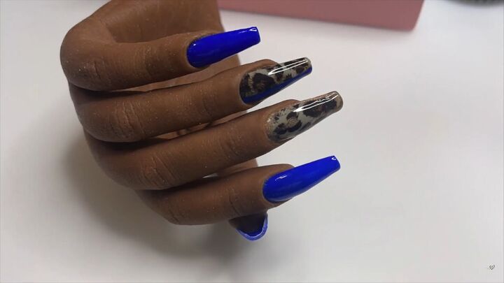 easy blue leopard nails tutorial, DIY blue leopard nails