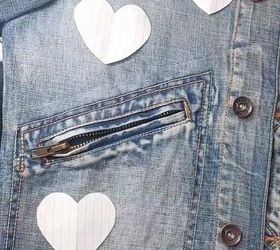 this diy heart denim design is everywhere, Placing hearts on jacket