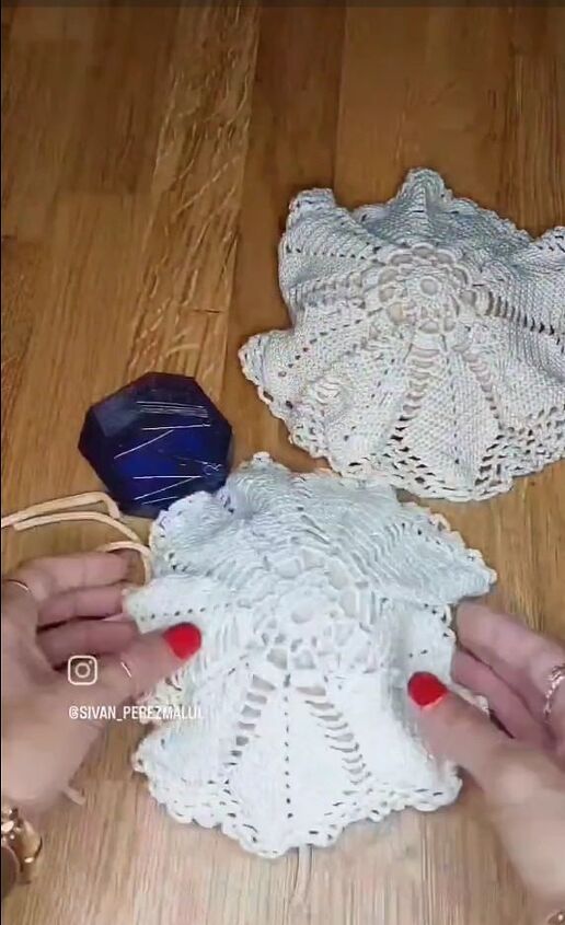 the easiest way to make yourself a crochet top this summer, Pinning crochet to bra