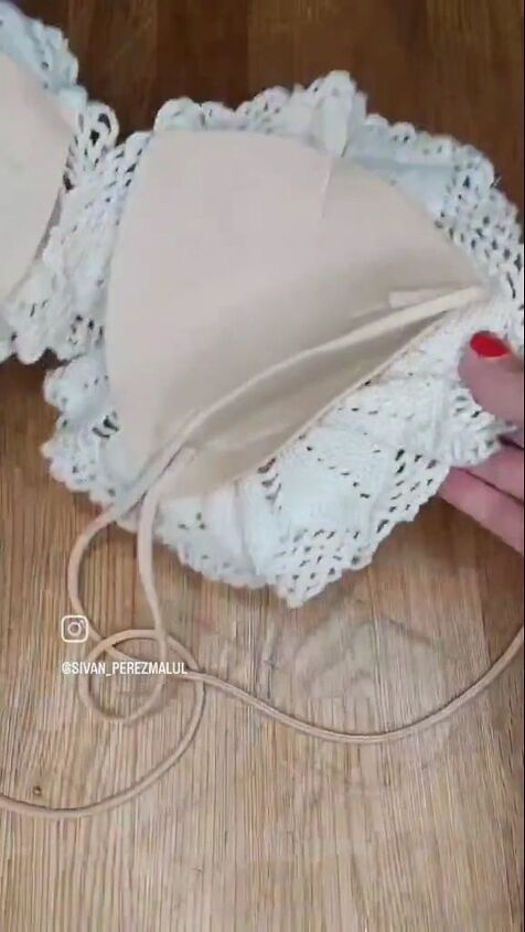 the easiest way to make yourself a crochet top this summer, Connecting the cord