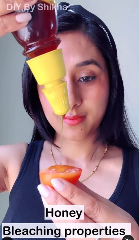 rub a tomato on you for brighter skin, Assembling ingredients