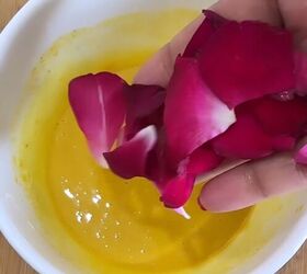 cover your body in this mask for better skin, Adding rose petals