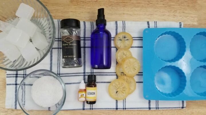 lemon poppy seed soap recipe to exfoliate your skin, lemon poppy seed soap ingredients