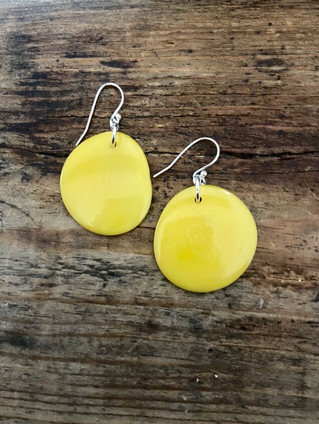 how to create some earrings from non edible nuts, Tagua earrings