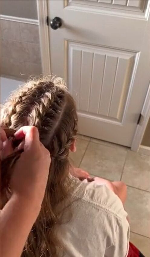 this hair tutorial will leave you speechless, Braiding