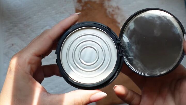 how to fix broken powder makeup without alcohol, Clean compact