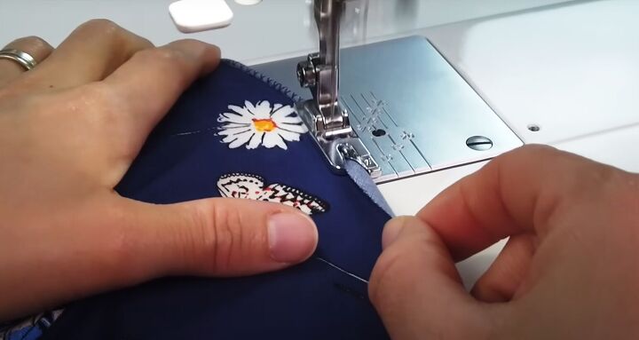 how to diy an elegant layered chiffon skirt, Sewing ruffle edging