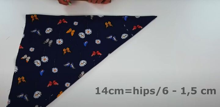 how to diy an elegant layered chiffon skirt, Cutting top layer