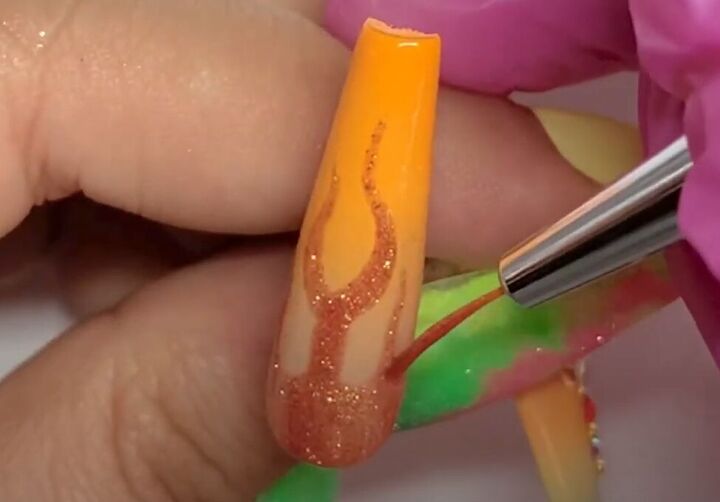diy summer orange nails, Creating flame design