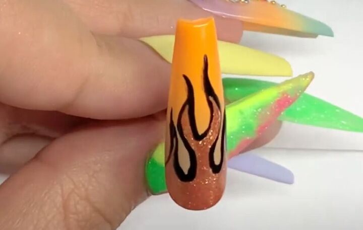 diy summer orange nails, Creating flame design