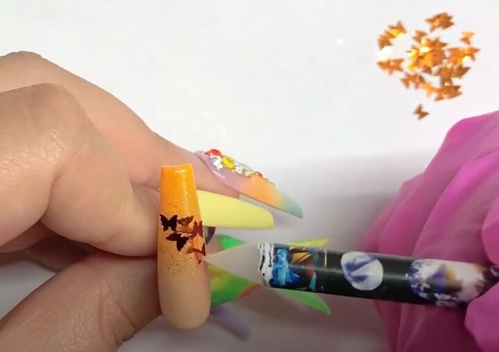 diy summer orange nails, Adding decoration