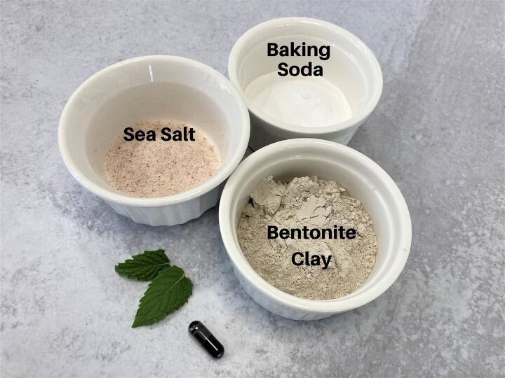 How To Make Your Own Natural Toothpaste | Upstyle