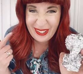 Rub Aluminum Foil on Your Hair to Solve Your Problem!