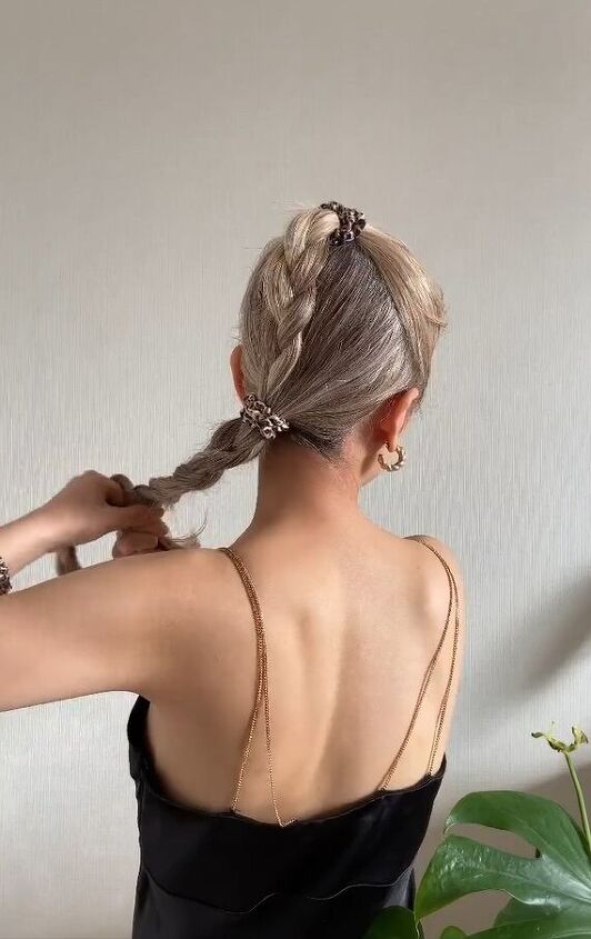 split your braid in half for this cute look, Braiding and tying