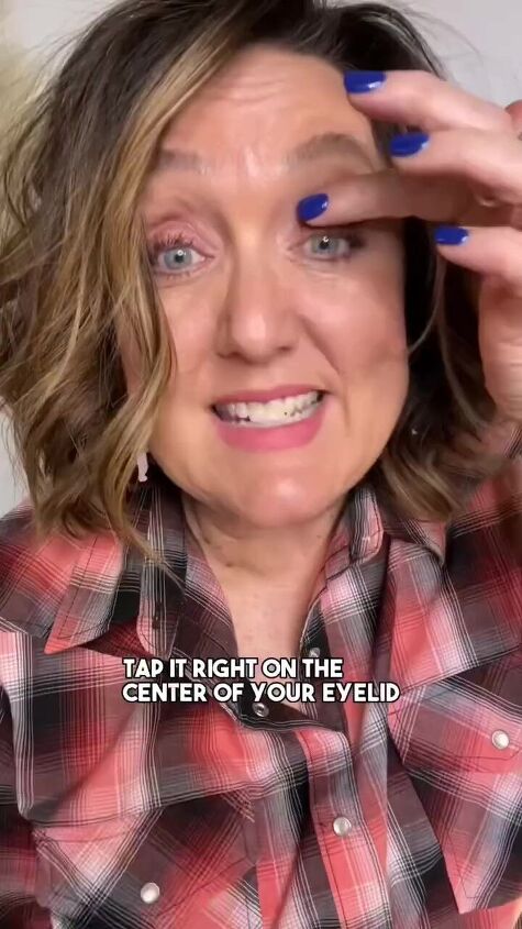 how to apply eye makeup for over 50, Adding shimmer