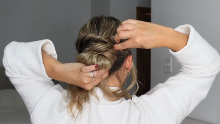 easy wedding guest hairstyles, Twisting hair