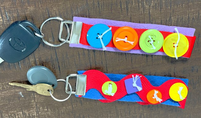 DIY Keychain With Button and Trim | Upstyle