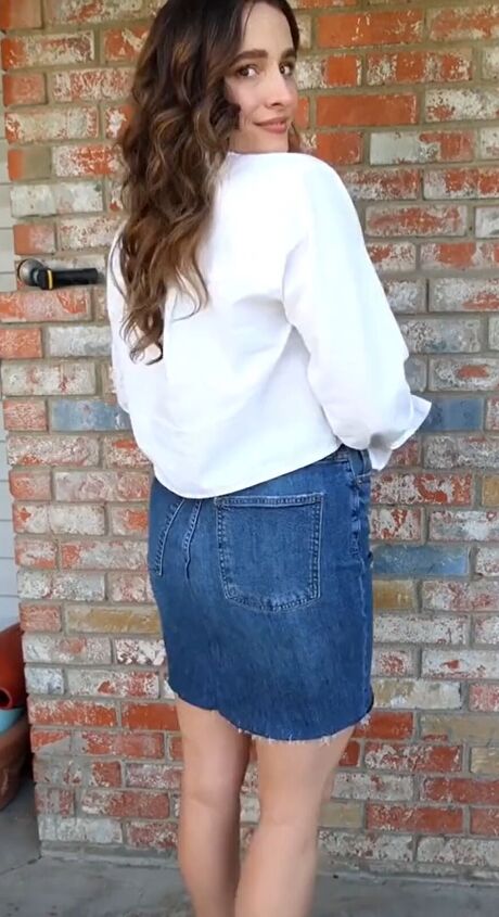 cut up thrifted jeans for your new favorite skirt, DIY denim skirt