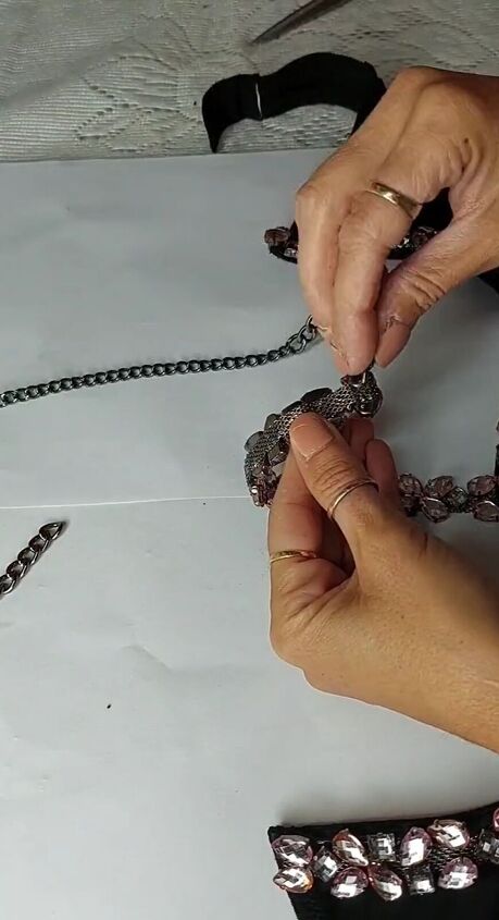 wow stand out with a diy accessory like this, Attaching chain