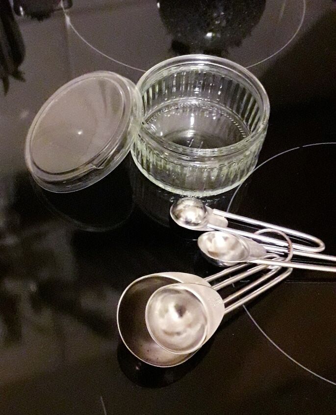 Fast Easy Homemade Foot Scrub Upstyle fast-easy-homemade-foot-scrub-upstyle