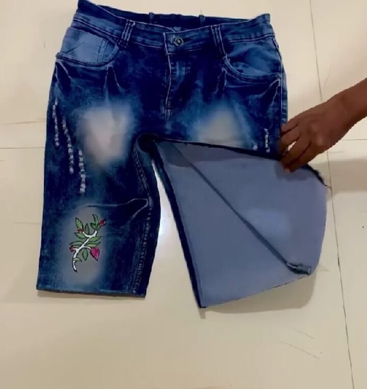 turn your jeans into a pencil skirt, Re doing seams