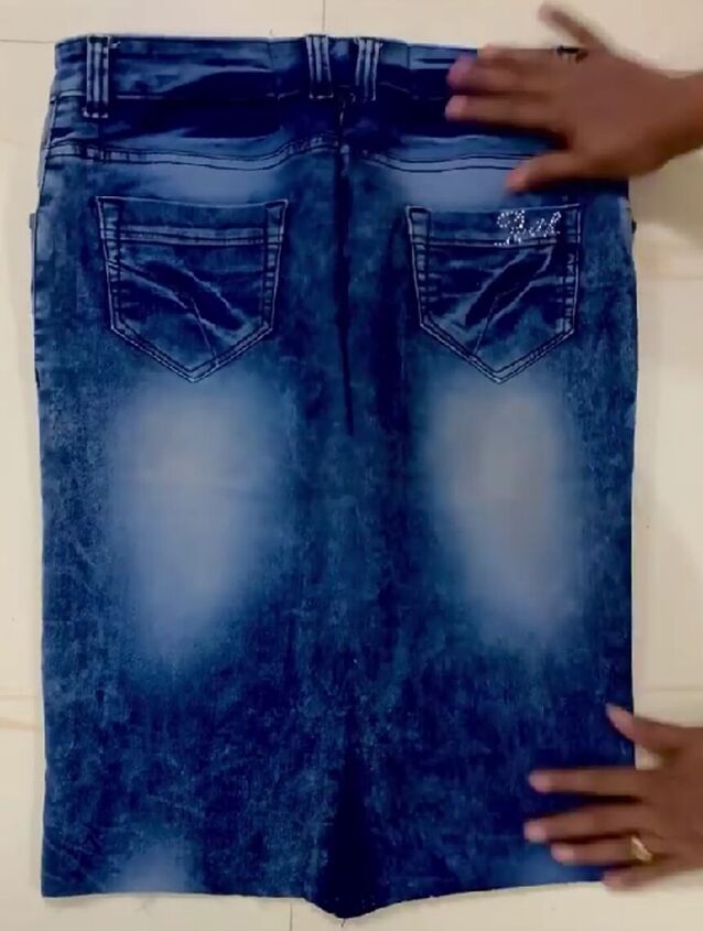turn your jeans into a pencil skirt, Shaping skirt