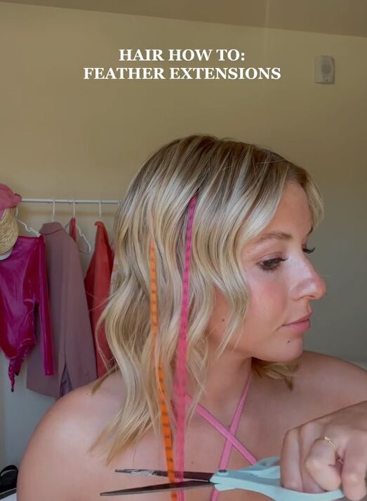 how to do your own hair feathers at home, Trimming feathers