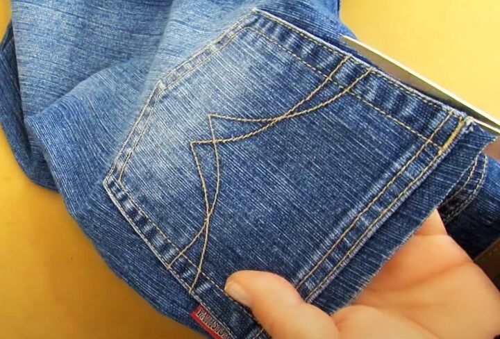 how to make bags from old jeans step by step, Measuring and cutting