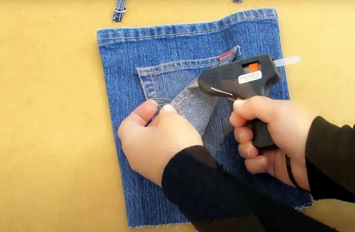 how to make bags from old jeans step by step, Gluing pockets