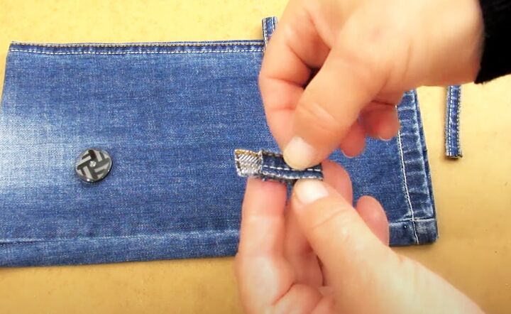how to make bags from old jeans step by step, Adding loops
