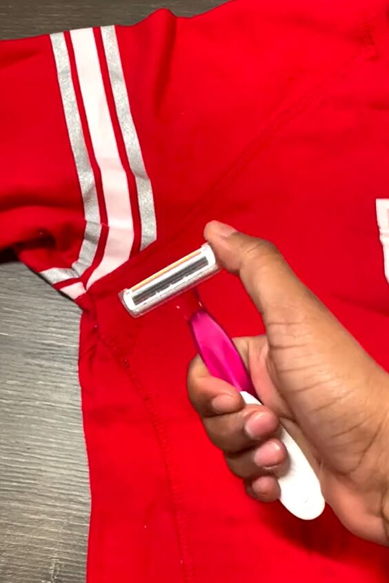 how a razor can make your old clothes look new again, Shaving sweater