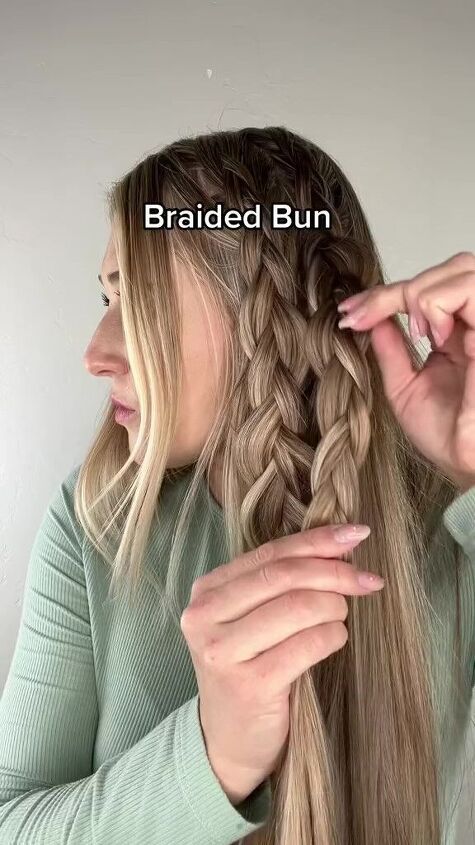 a simple braided bun tutorial, Braiding hair