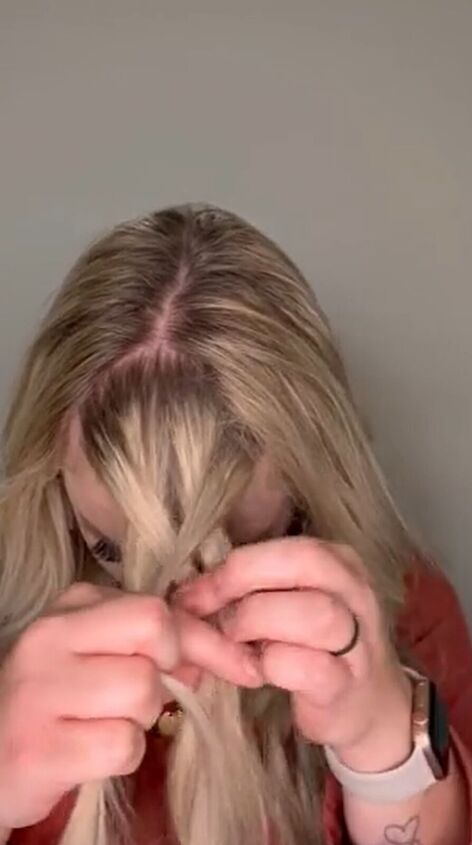 tutorial for easy half up fishtail style, Braiding hair