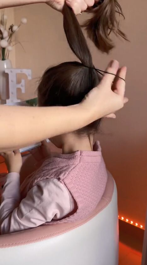 ponytail hack to get more volume, Making a high ponytail