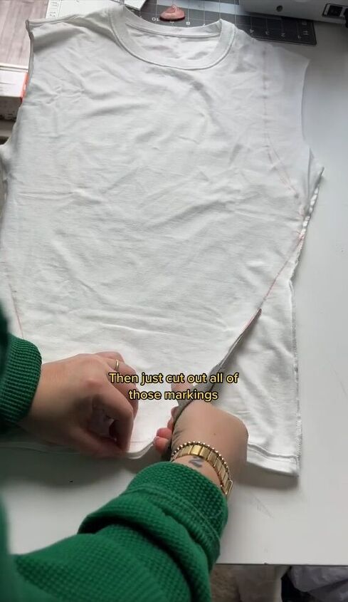 turning a 1 basic white tee into an elevated top for going out, Cutting top