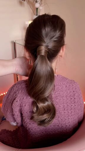 this hack gives your ponytail an elevated look, Elevated ponytail