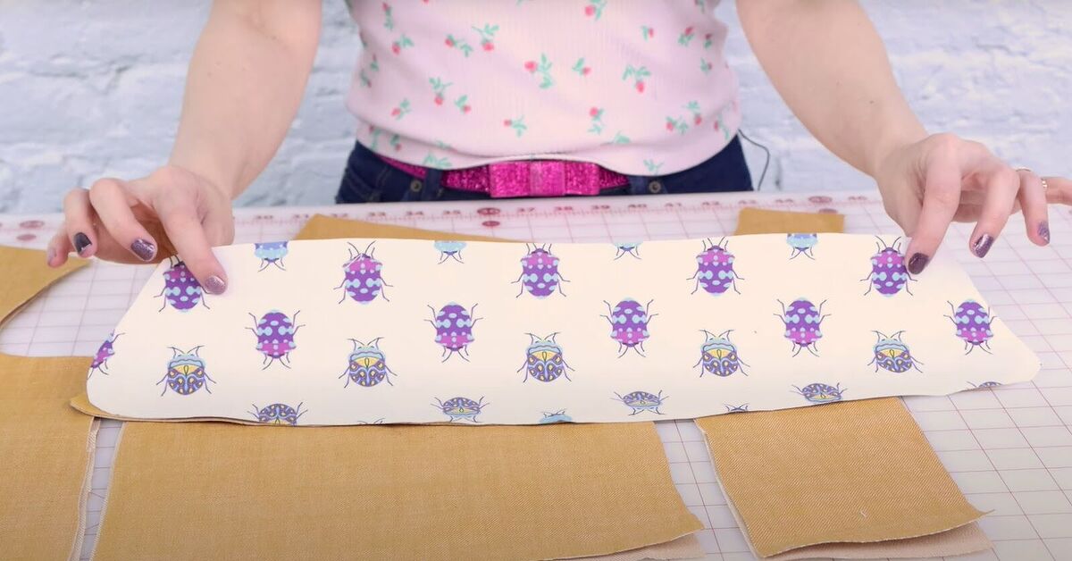 How to DIY a Cute Custom Jean Jacket | Upstyle