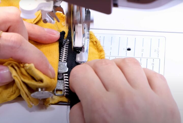how to replace a zipper on jeans, Inserting zipper tape