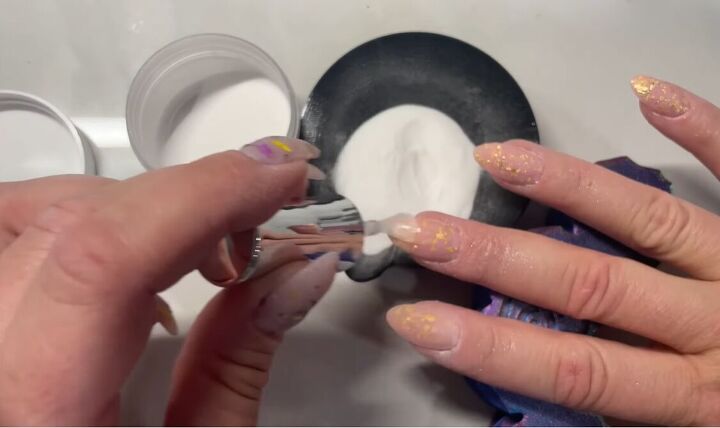 milky nails, Activating nails