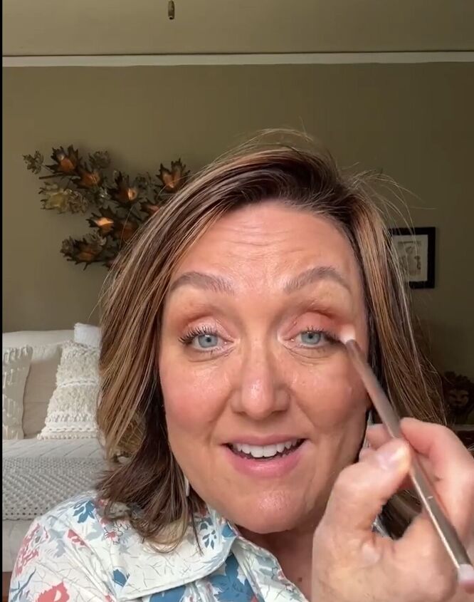 eye makeup looks for over 50, Adding color
