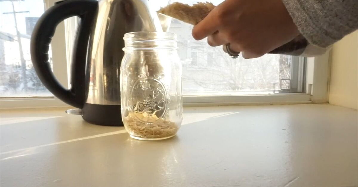 How to Make an Easy Fermented Rice Water for Healthy Hair and Skin