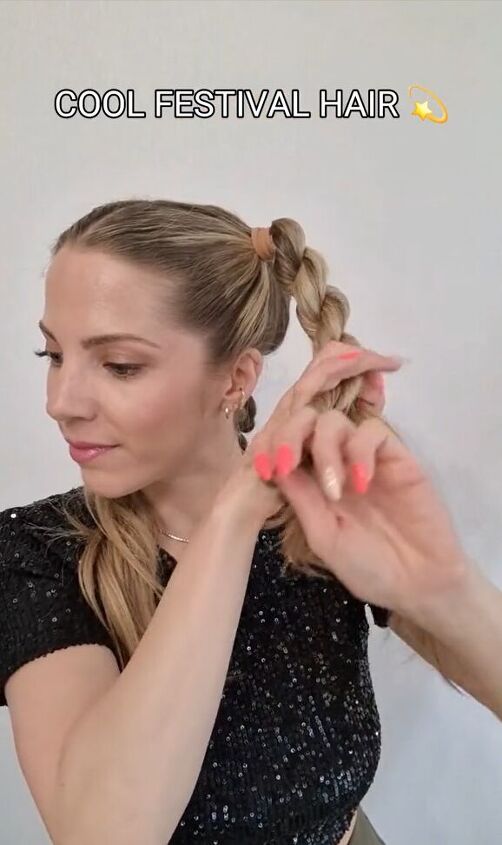 this fun hairstyle is perfect for summer festivals, Wrapping hair