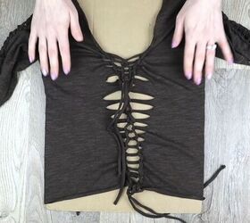shirt weaving designs, Adding twist detail