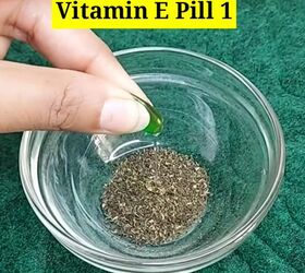 Pop a vitamin E capsule into this mix for dark eye circles
