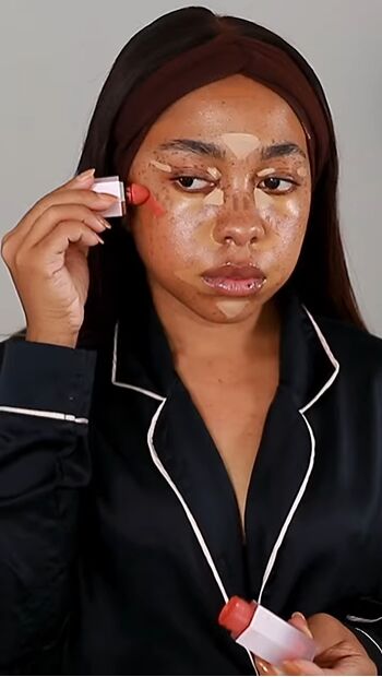 glowy makeup tutorial, Applying blush