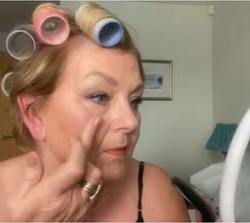 makeup tutorial for women over 50, Applying blush